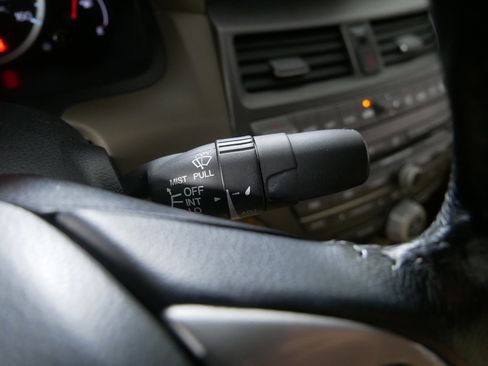 Used 2009 Honda Accord EX-L image 30