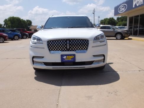 Used 2020 Lincoln Aviator Black Label Grand Touring w/ Class IV Trailer Tow Package image 7