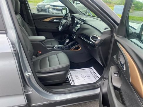 Used 2023 Chevrolet TrailBlazer ACTIV w/ Sun and Liftgate Package AWD/4WD image 18
