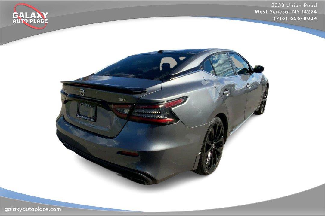 Used 2021 Nissan Maxima SR w/ Sport Mat Group FWD image 5
