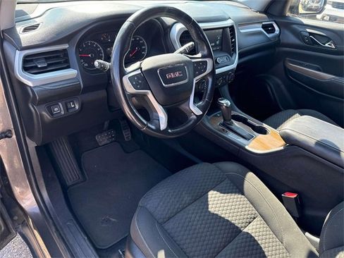 Used 2019 GMC Acadia SLE image 25