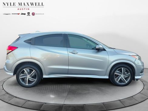 Used 2019 Honda HR-V Touring image 15