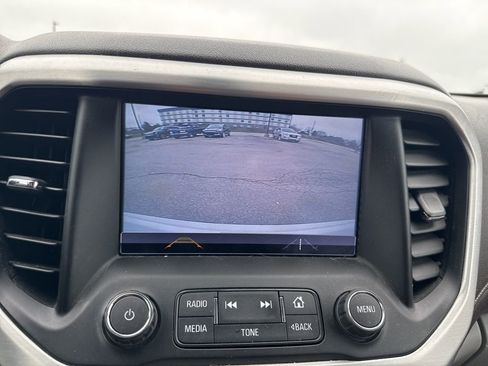 Used 2017 GMC Acadia SLT AWD/4WD image 50