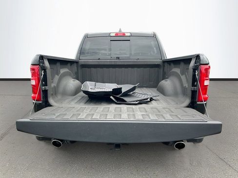 Used 2025 RAM 1500 Big Horn AWD/4WD image 25