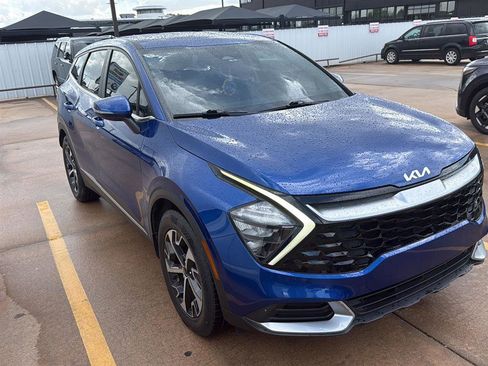 Used 2023 Kia Sportage EX image 1