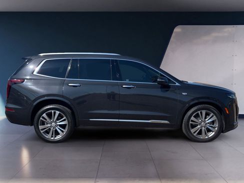 Used 2020 Cadillac XT6 Premium Luxury image 6