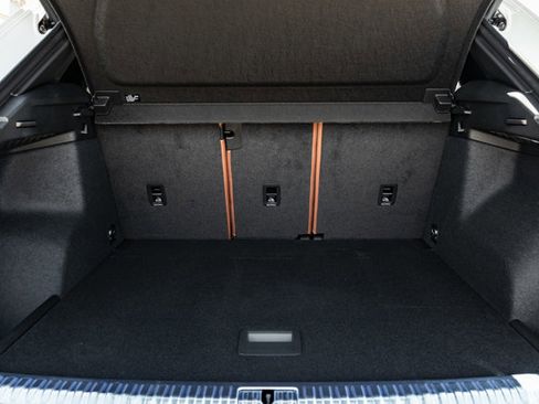 Used 2025 Audi Q3 2.0T Premium w/ Convenience Package image 21