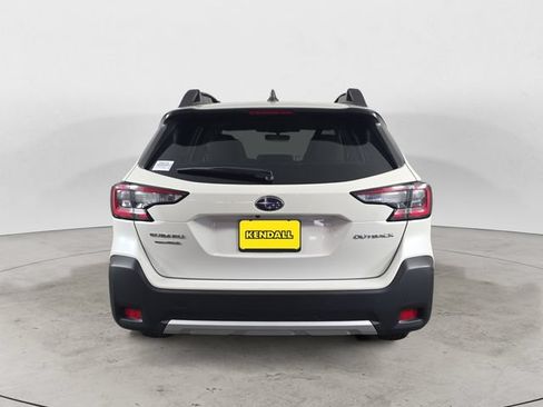 Certified 2025 Subaru Outback Limited AWD/4WD image 4