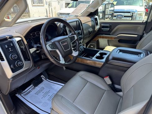 Used 2017 GMC Sierra 3500 SLT w/ Duramax Plus Package AWD/4WD image 10