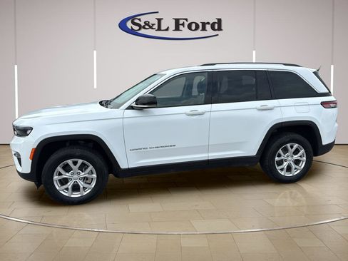 Used 2023 Jeep Grand Cherokee Limited AWD/4WD image 5