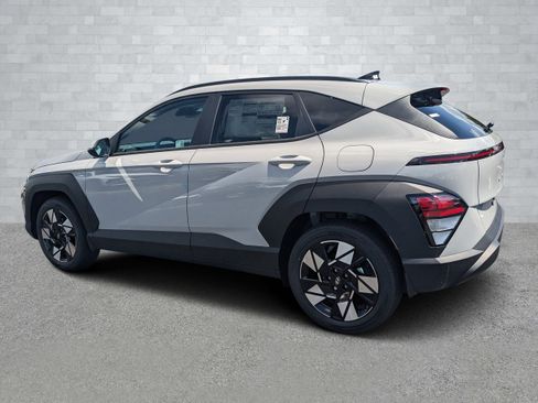 New 2025 Hyundai Kona SEL image 7