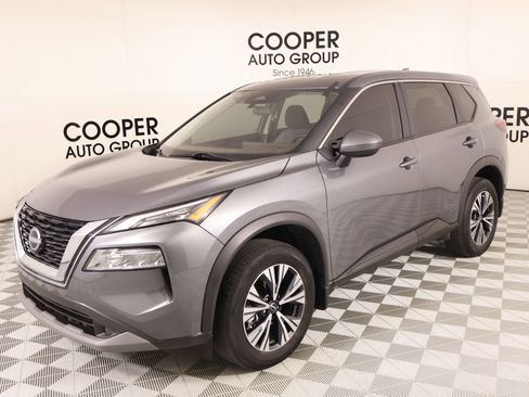 Used 2023 Nissan Rogue SV FWD image 9