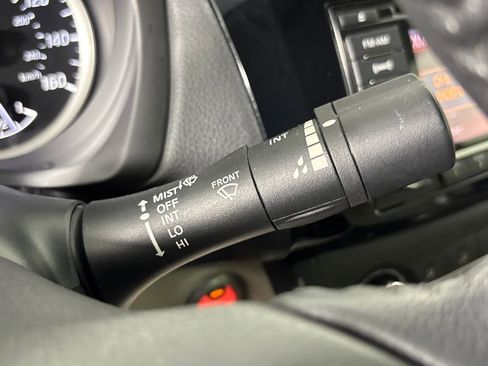 Used 2016 Nissan Sentra SV image 16