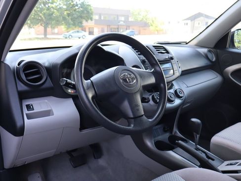 Used 2006 Toyota RAV4 4WD image 16