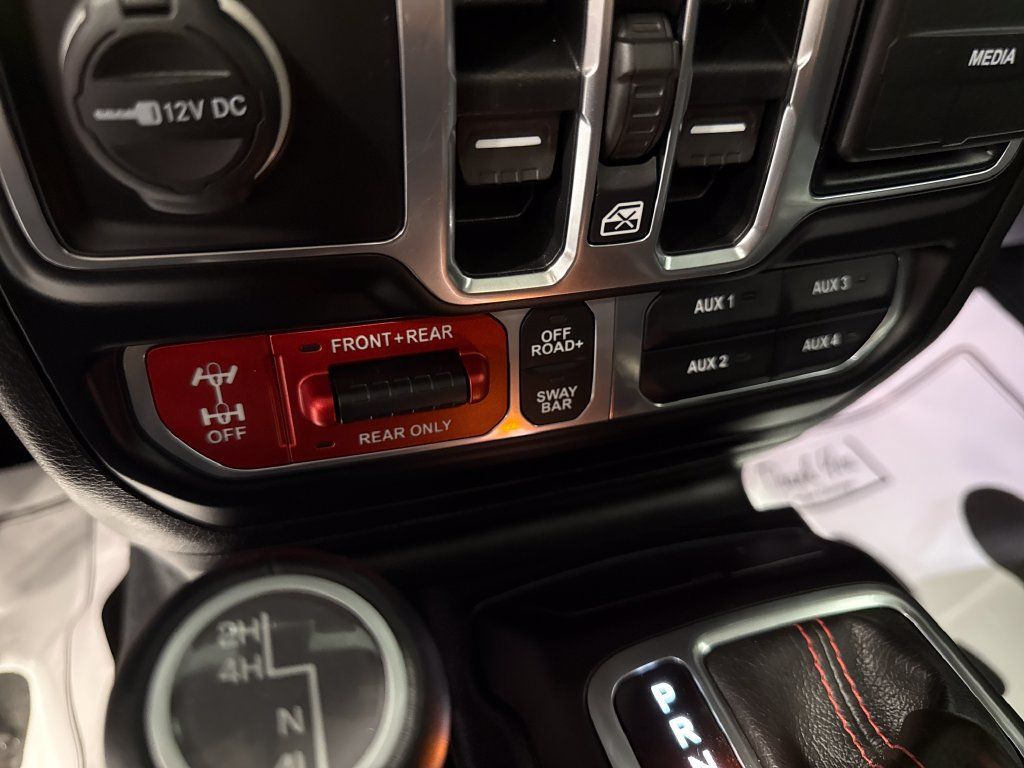 Used 2020 Jeep Gladiator Rubicon AWD/4WD image 19