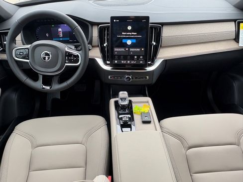 New 2026 Volvo XC90 B6 Plus image 11