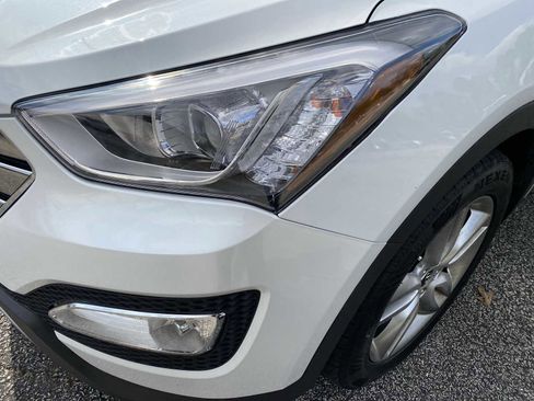 Used 2013 Hyundai Santa Fe Sport 2.0T w/ Technology Pkg image 10