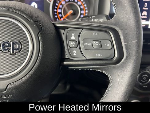 Used 2025 Jeep Wrangler Sport image 22