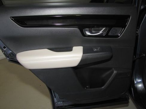 Certified 2025 Honda CR-V EX-L image 13