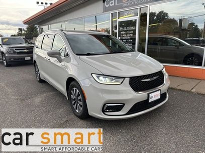 Used 2021 Chrysler Pacifica Touring-L