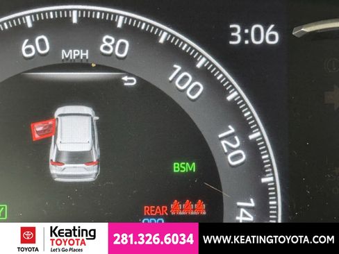 Used 2019 Toyota RAV4 XSE AWD/4WD image 25