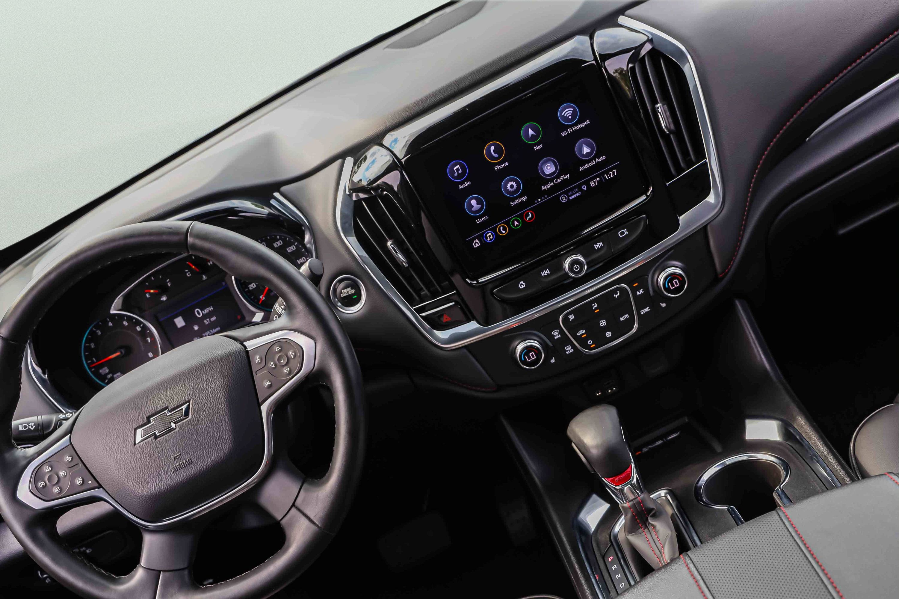 Used 2024 Chevrolet Traverse RS w/ LPO, Floor Liner Package AWD/4WD image 18
