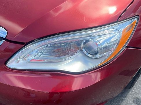 Used 2012 Chrysler 200 Limited FWD image 17
