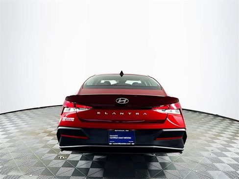 Certified 2024 Hyundai Elantra SEL image 5