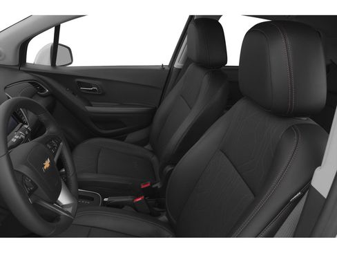 Used 2020 Chevrolet Trax LT w/ LT Convenience Package AWD/4WD image 9