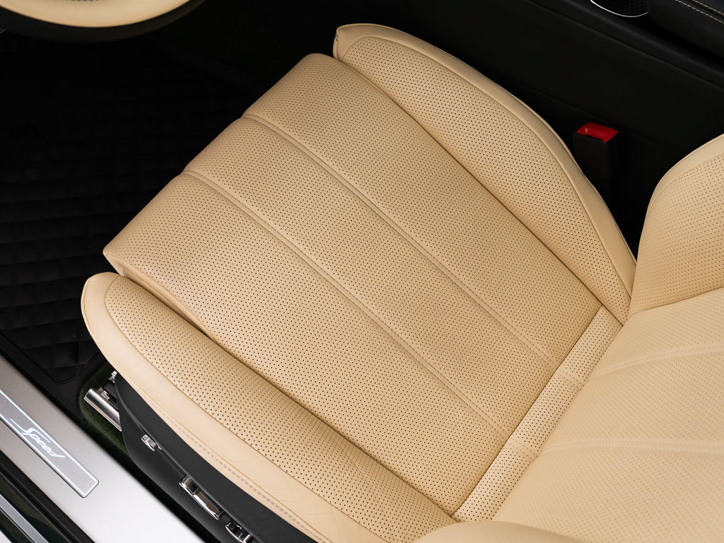 Certified 2022 Bentley Bentayga Speed AWD/4WD image 19