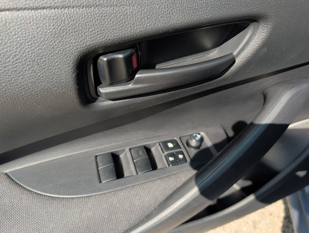 Used 2024 Toyota Corolla LE FWD image 18