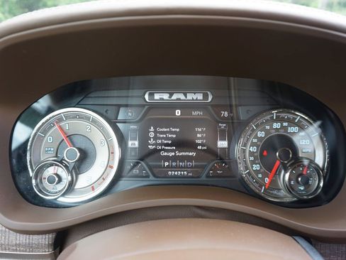 Used 2022 RAM 2500 Limited AWD/4WD image 7