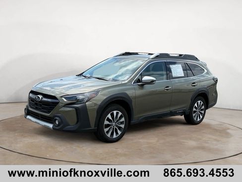Used 2024 Subaru Outback Touring AWD/4WD image 7
