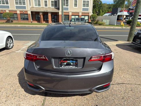 Used 2018 Acura ILX image 6