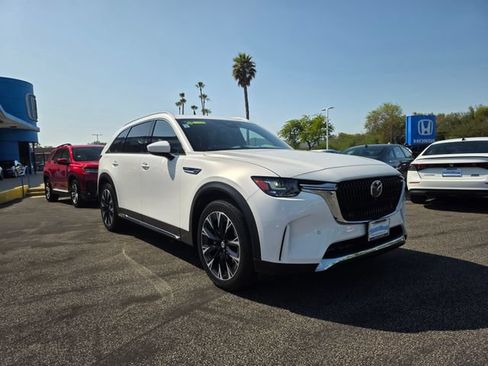 Used 2024 MAZDA CX-90 Plug-In Hybrid w/ Premium Plus AWD/4WD image 4