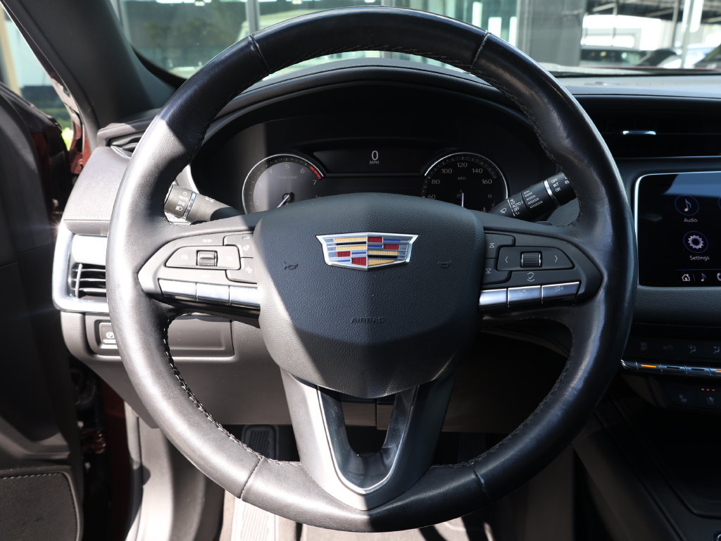 Used 2023 Cadillac XT4 Premium Luxury w/ Enhanced Visibility Package FWD image 38