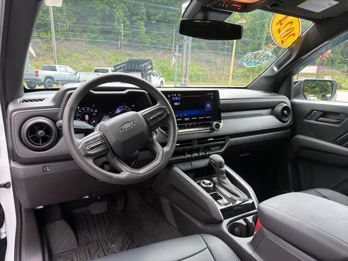 Certified 2024 Chevrolet Colorado Trail Boss AWD/4WD image 20