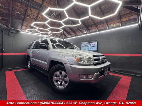 Used 2004 Toyota 4Runner SR5 RWD image 1