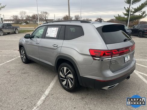 Used 2024 Volkswagen Atlas SE image 23