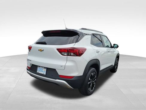 Used 2023 Chevrolet TrailBlazer LT w/ Convenience Package AWD/4WD image 4