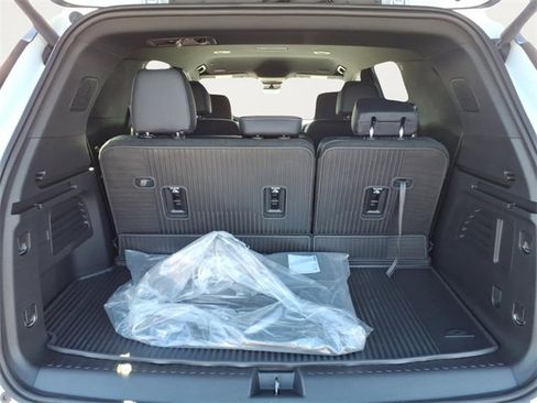 New 2026 Chevrolet Traverse LT w/ Driver Confidence Package image 26