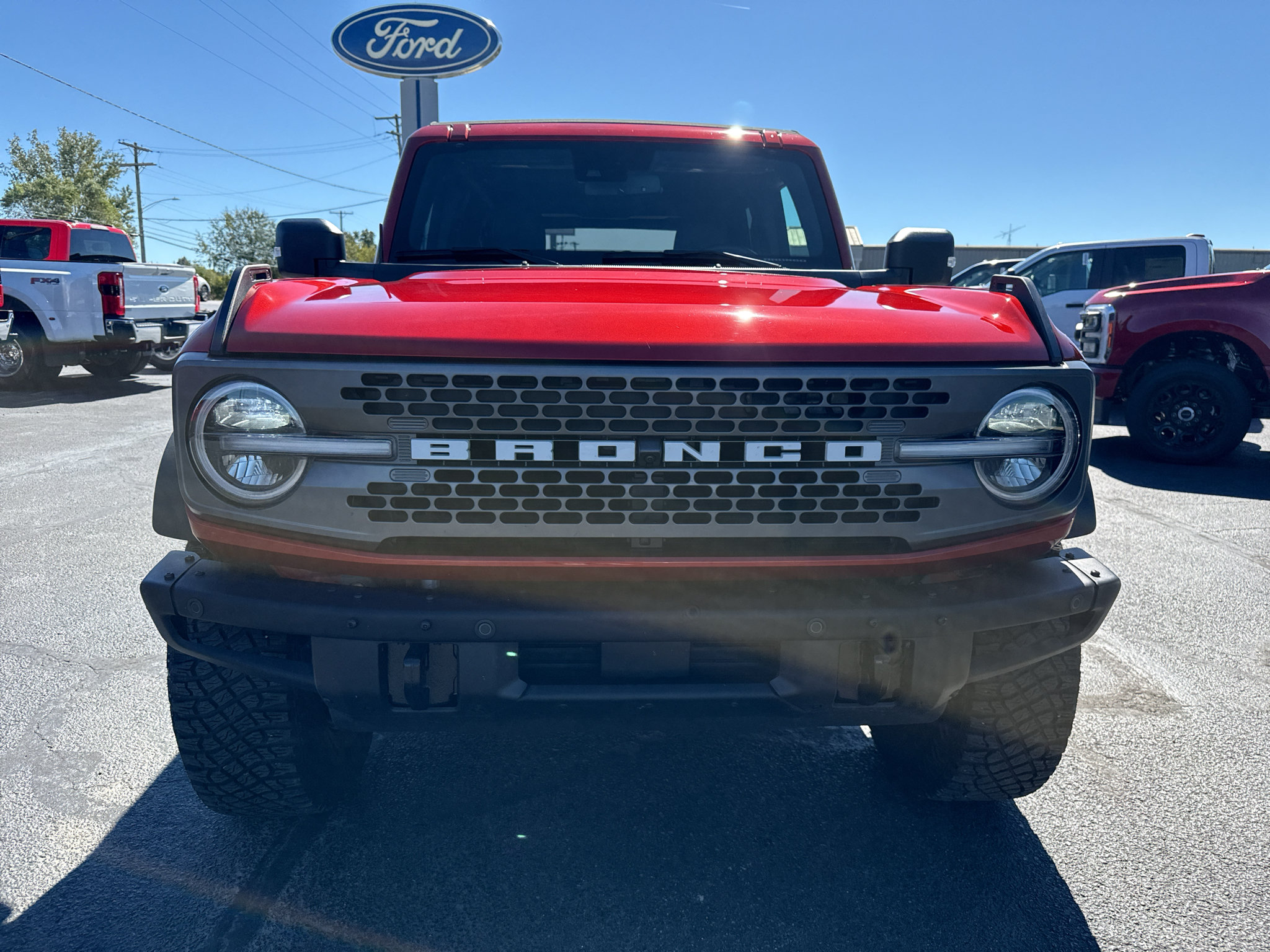 Used 2024 Ford Bronco Badlands AWD/4WD image 3