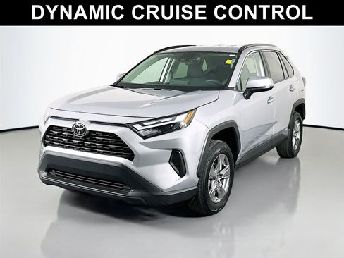 Certified 2025 Toyota RAV4 XLE AWD/4WD image 4