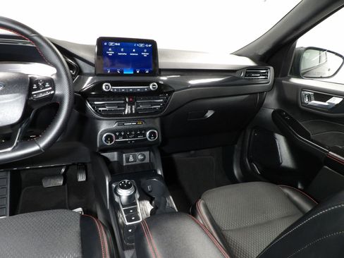 Used 2025 Ford Escape ST-Line AWD/4WD image 14