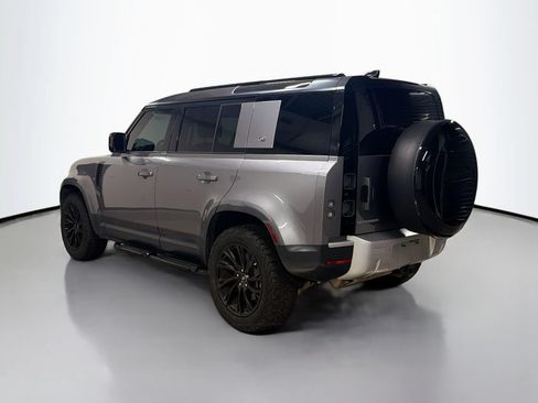 Used 2021 Land Rover Defender 110 SE AWD/4WD image 3