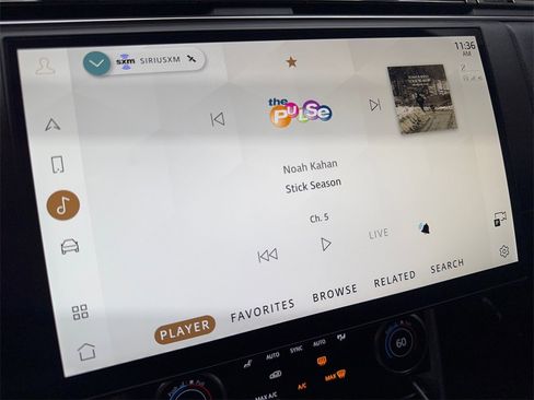 Used 2023 Land Rover Range Rover SE image 62