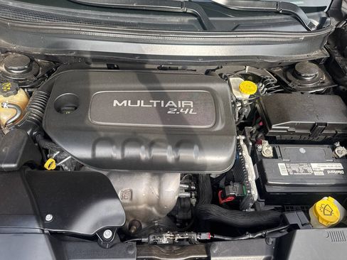 Used 2018 Jeep Cherokee Limited FWD image 27