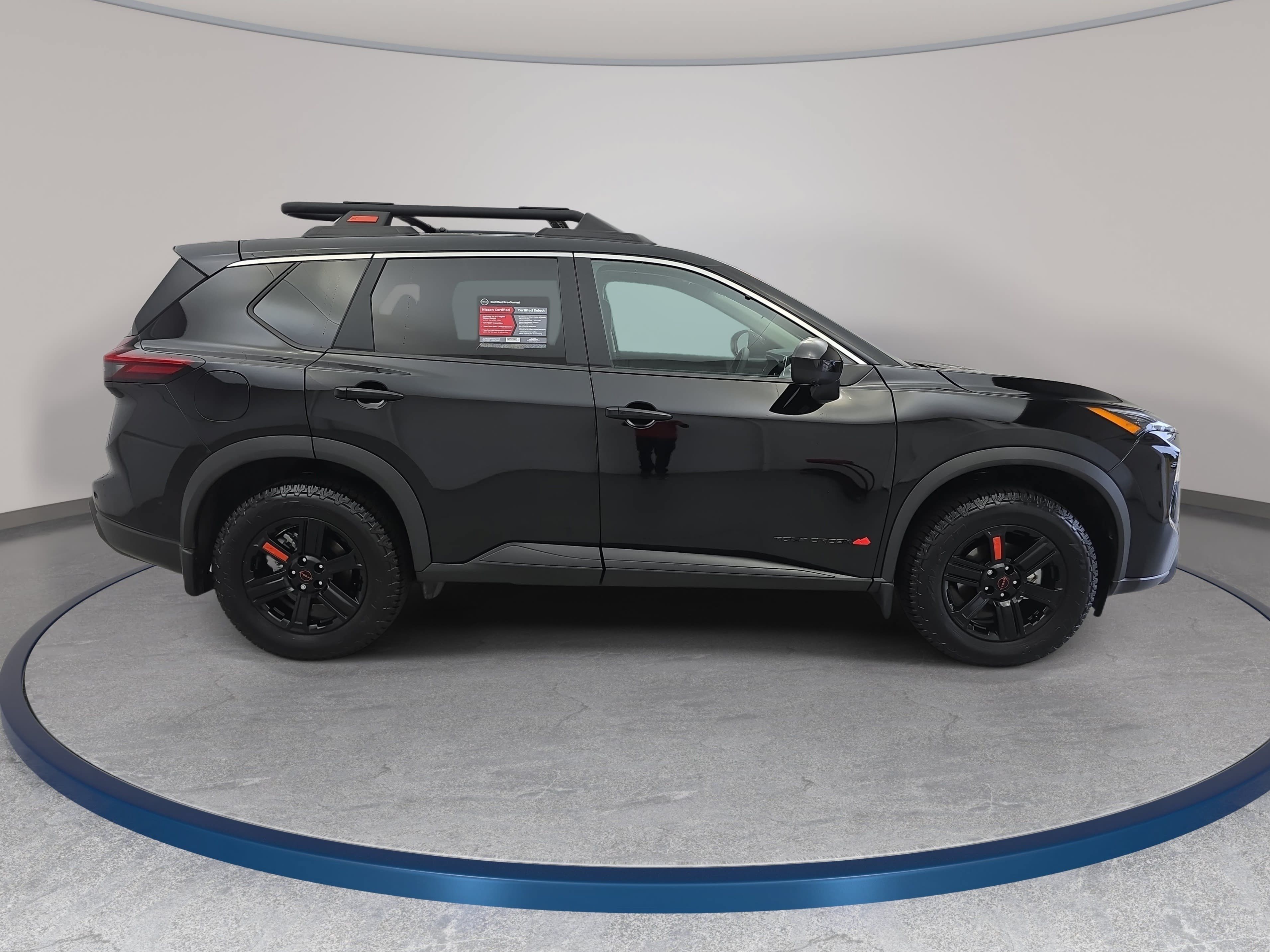 Used 2026 Nissan Rogue SV AWD/4WD image 4