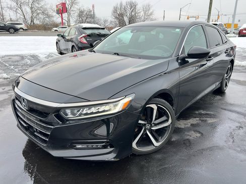 Used 2018 Honda Accord Sport image 32