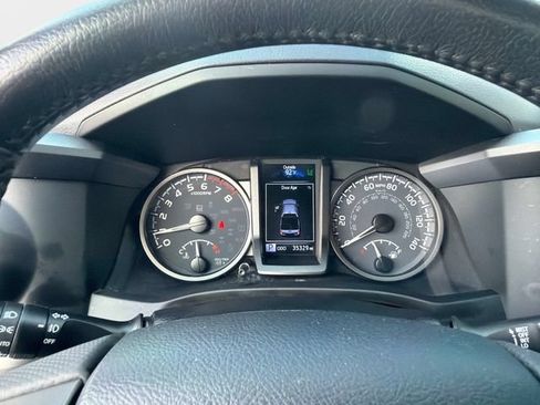 Used 2023 Toyota Tacoma TRD Off-Road w/ Advanced Technology Package AWD/4WD image 26